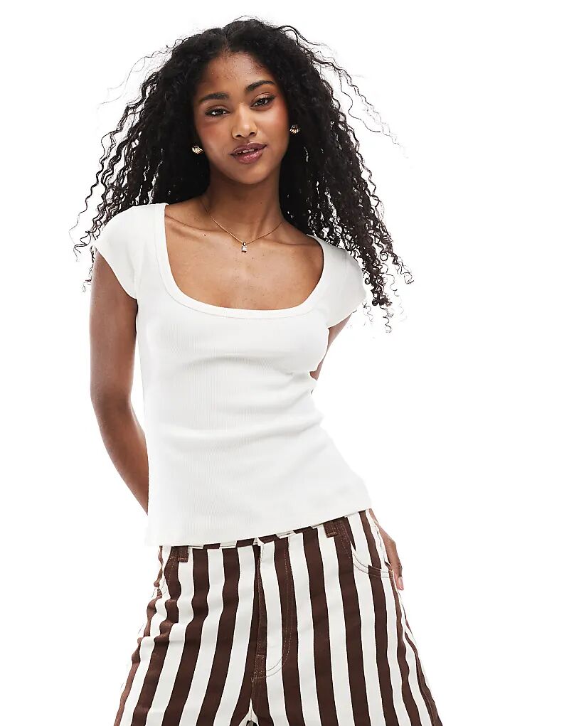 

Топ ASOS DESIGN с широким ребристым краем и короткими рукавами кремового цвета