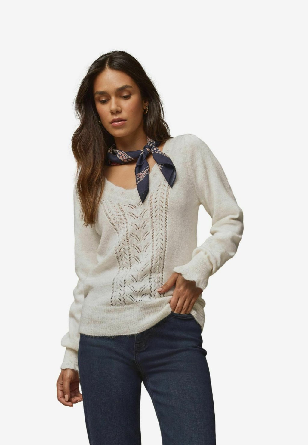 

Джемпер REGULAR FIT Laura Ashley, бежевый