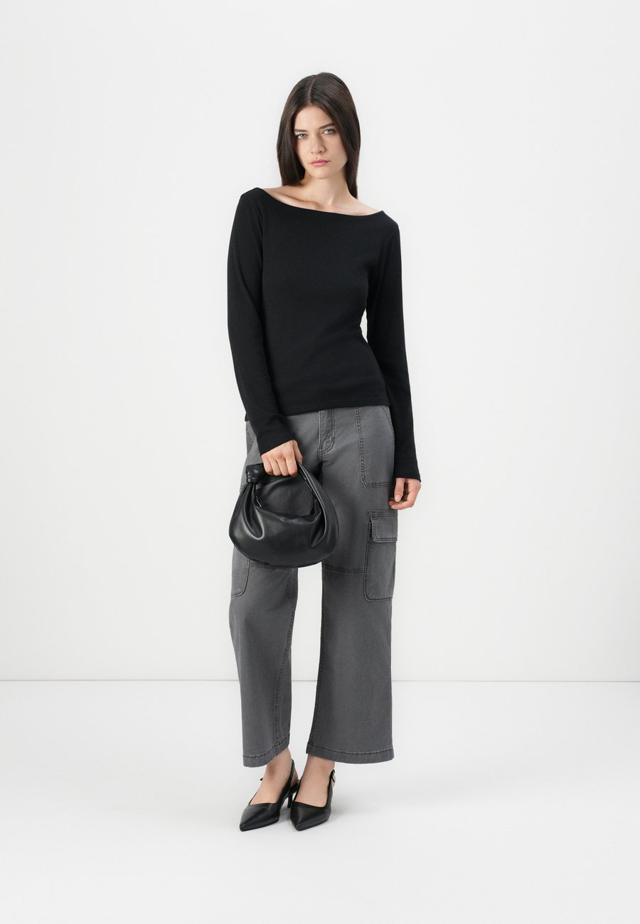 

Топ GAP 2 PACK, Black/White/Black