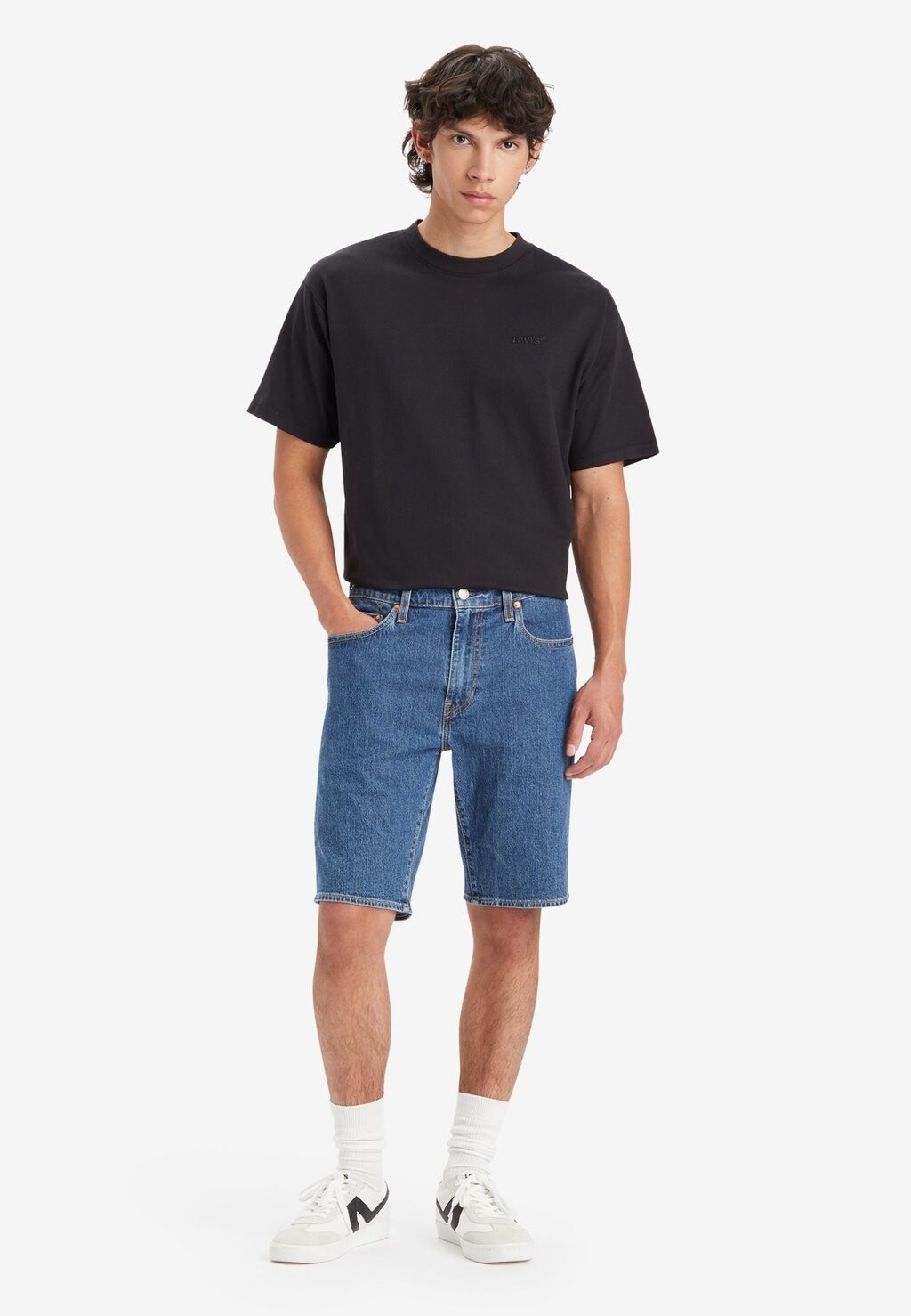 

Джинсовые шорты 405 Standard Levi's, цвет blue core cool short