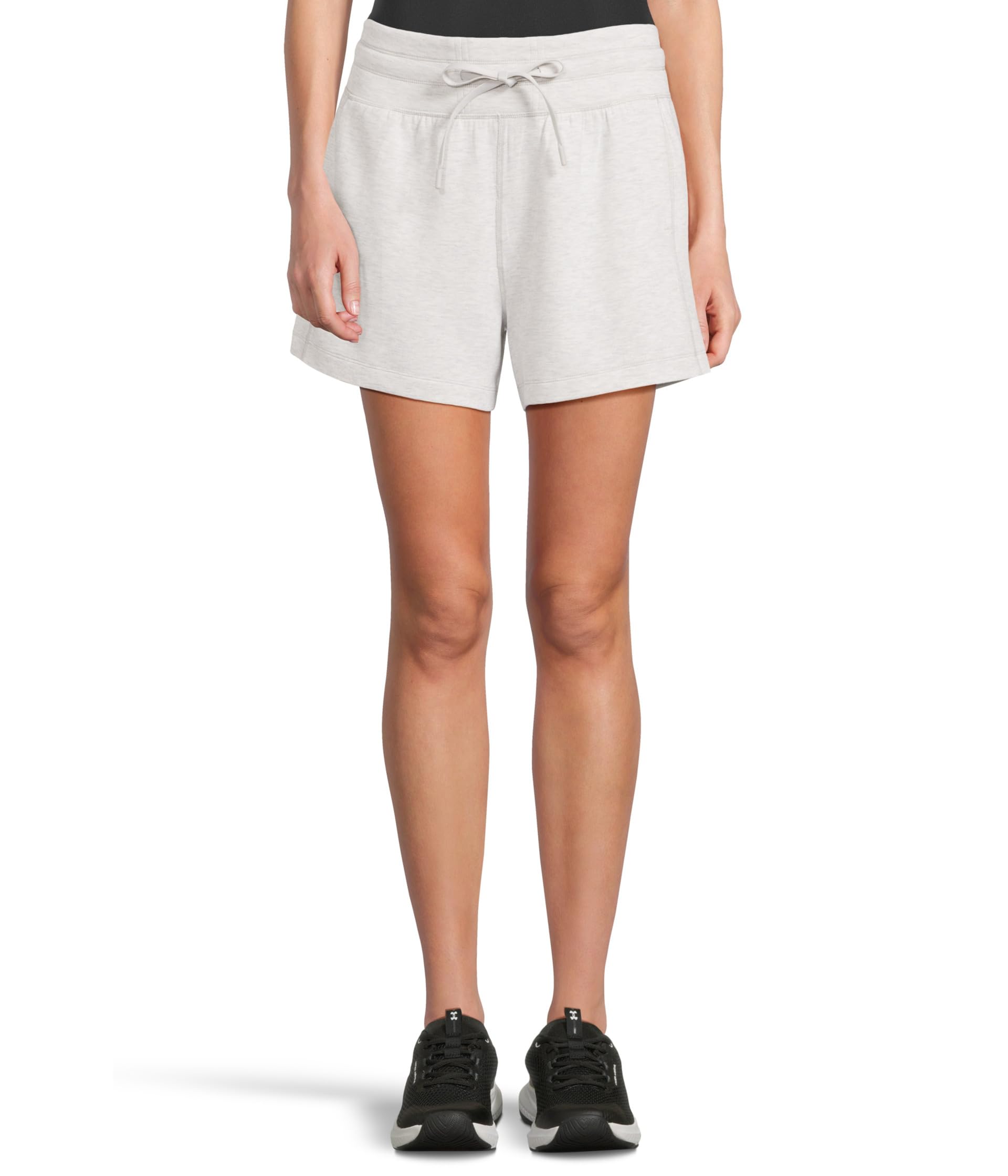 

Шорты TravisMathew Skyloft Soft Tie Shorts, цвет Heather Light Grey