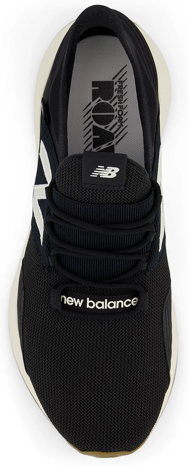 Кроссовки для бега New Balance Men's Fresh Foam Roav V1, черно-белый — фото 4