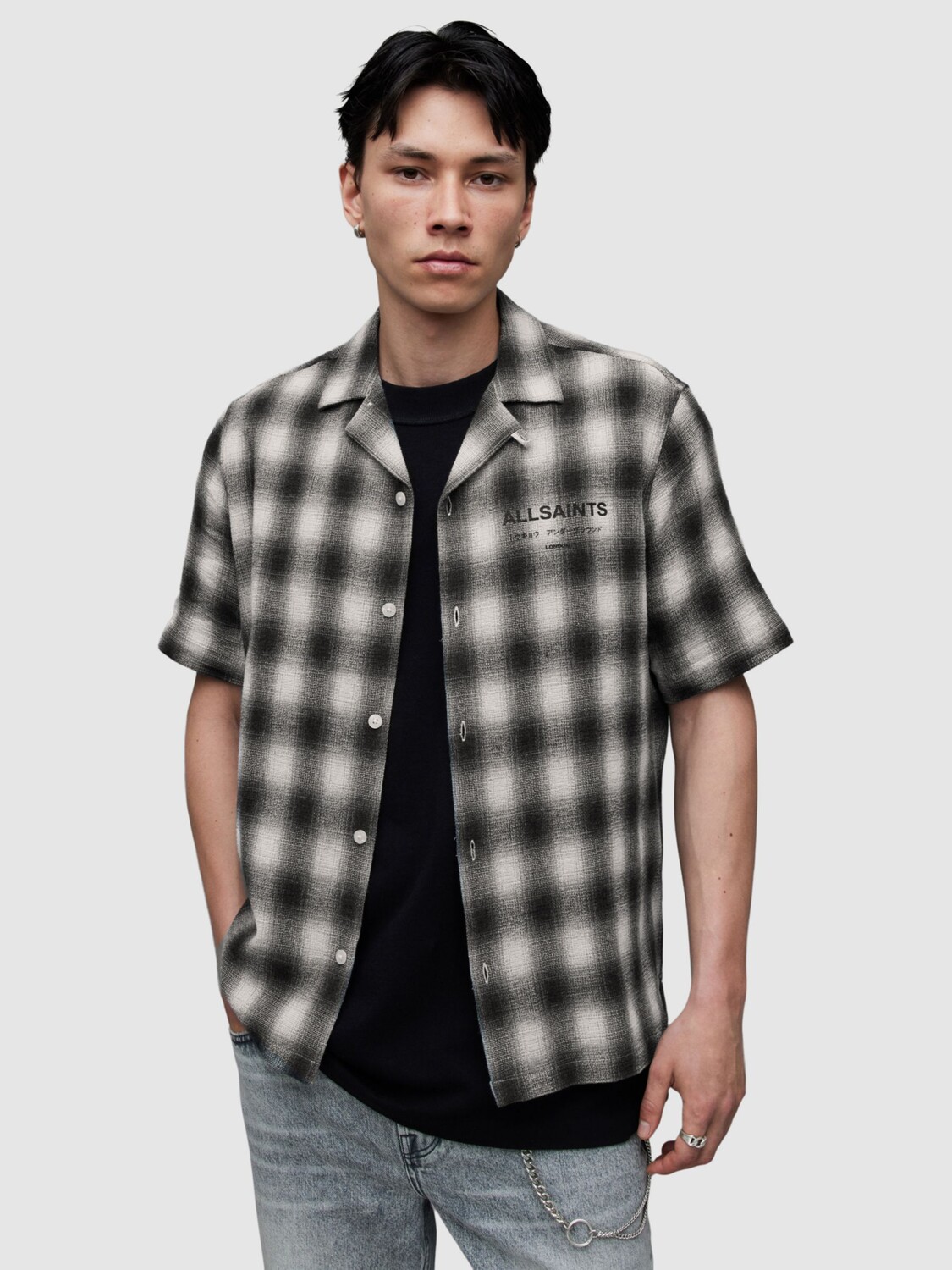 

Рубашка в клетку AllSaints Underground, белый/черный