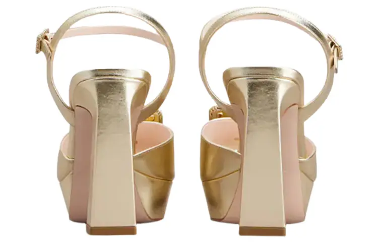 Стильная сандалия женская золотая Roger Vivier — фото 4