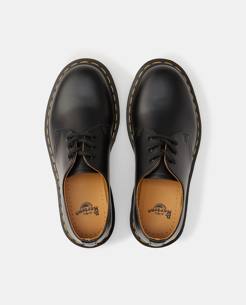 Туфли унисекс на шнуровке из черной кожи с желтой строчкой Dr. Martens, черный — фото 4
