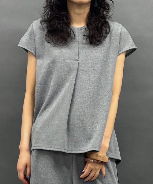 

NICOLE white Футболка из меланжевой жаккардовой ткани, бренд NICOLE, цвет серый