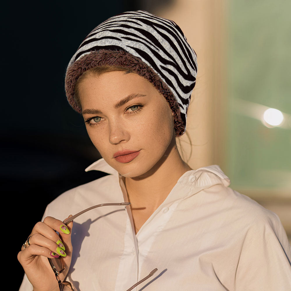 

Шапка-снуд с флисовой подкладкой и принтом «зебра» FASHNZFAB, черный