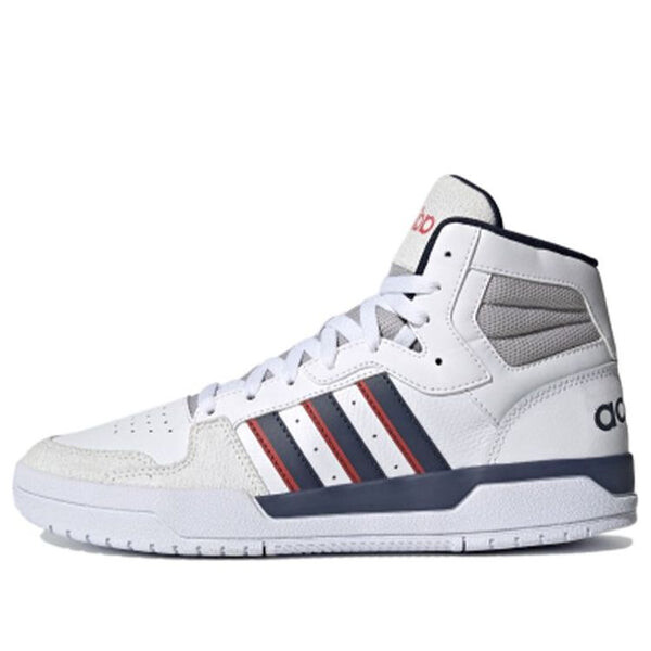 

Кроссовки захватывают середину Adidas, белый