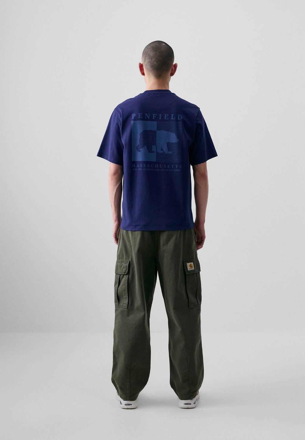 

Футболка с принтом CONTRAST STRIPE BEAR GRAPHIC Penfield, темно-синий