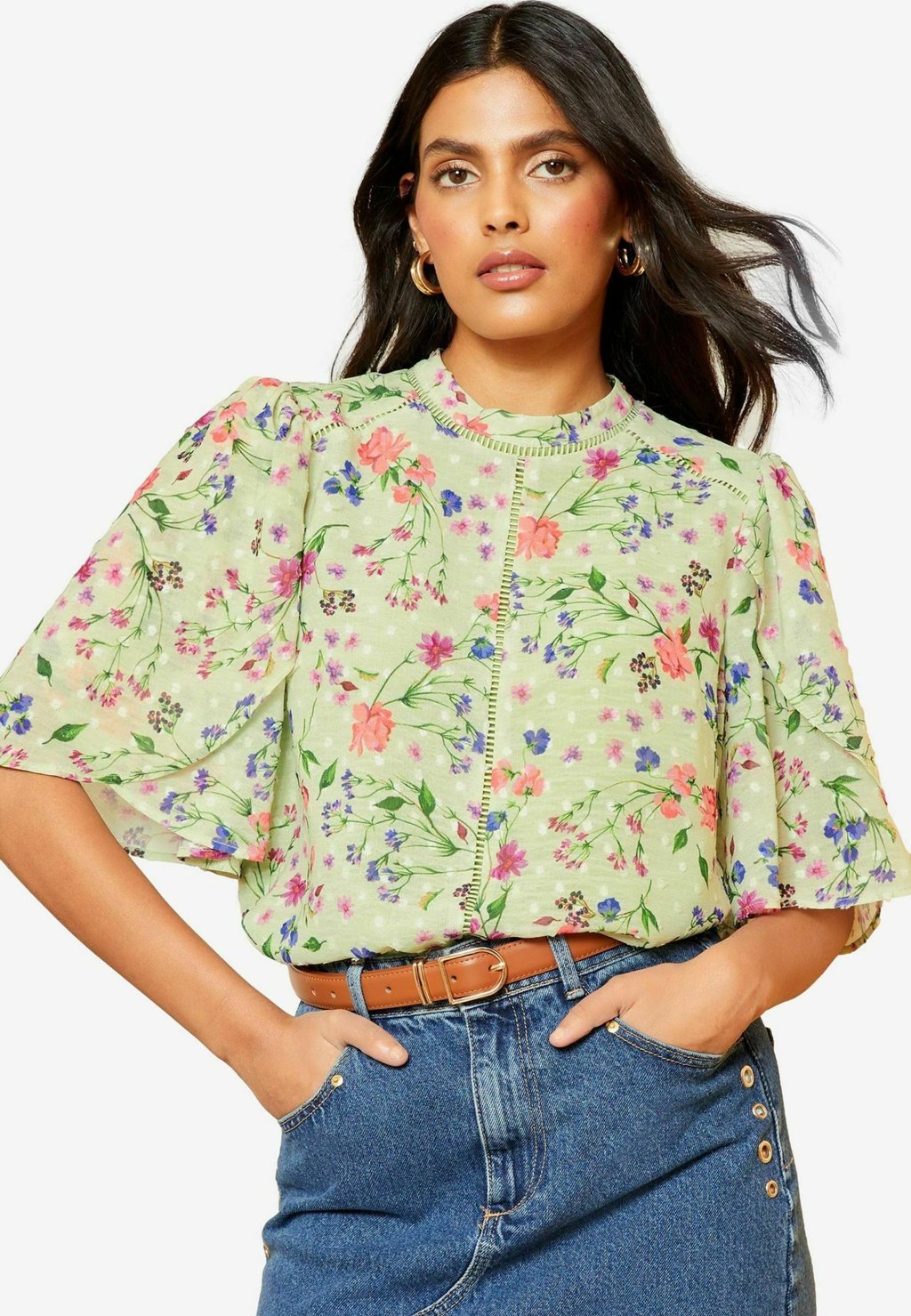 

Блуза FLORAL PRINTED DOBBY FLUTTER SLEEVE Love & Roses, зеленый
