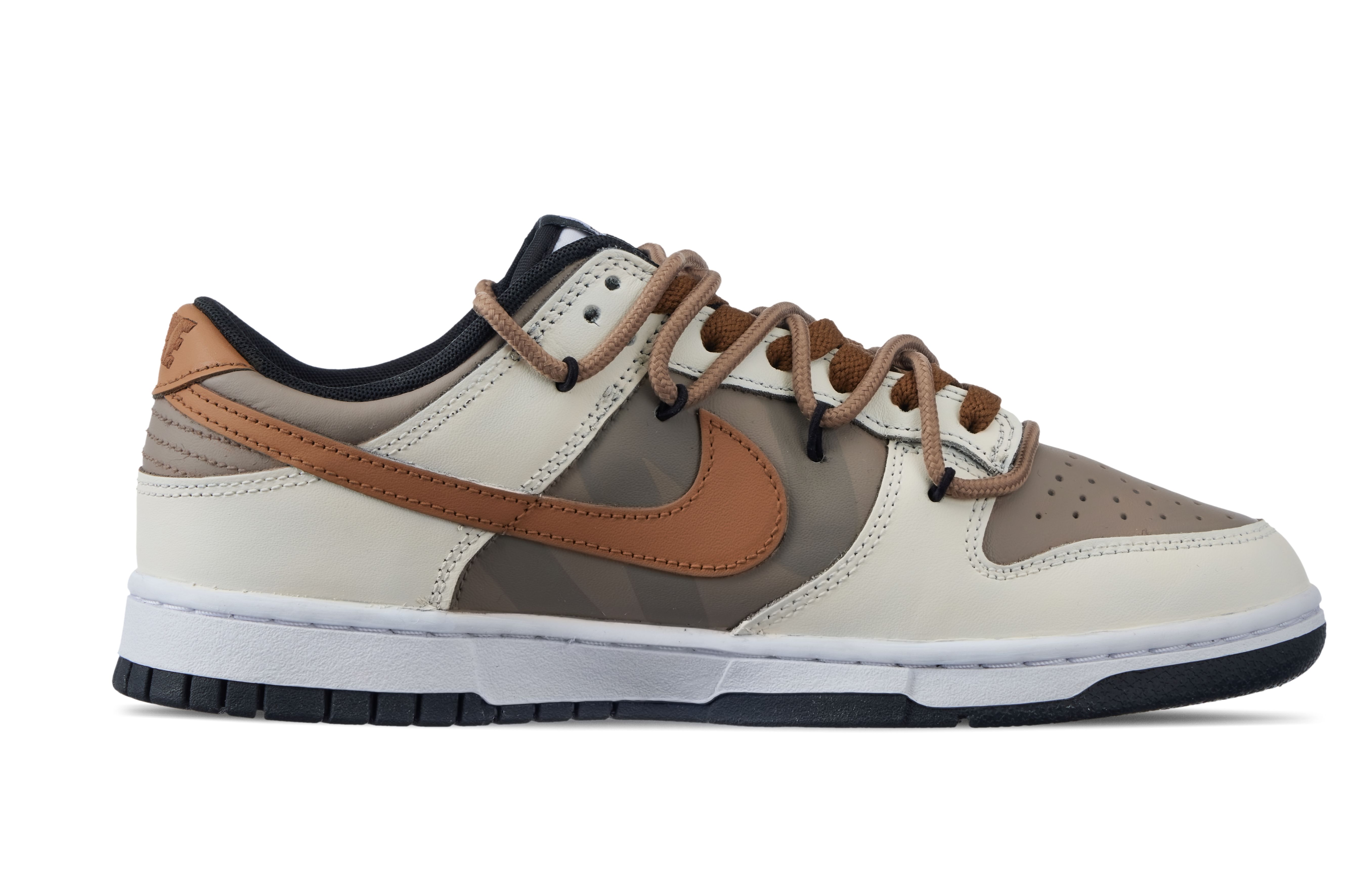 

Кроссовки Nike Dunk Skateboarding Shoes Unisex Low-top Beige/brown, коричневый