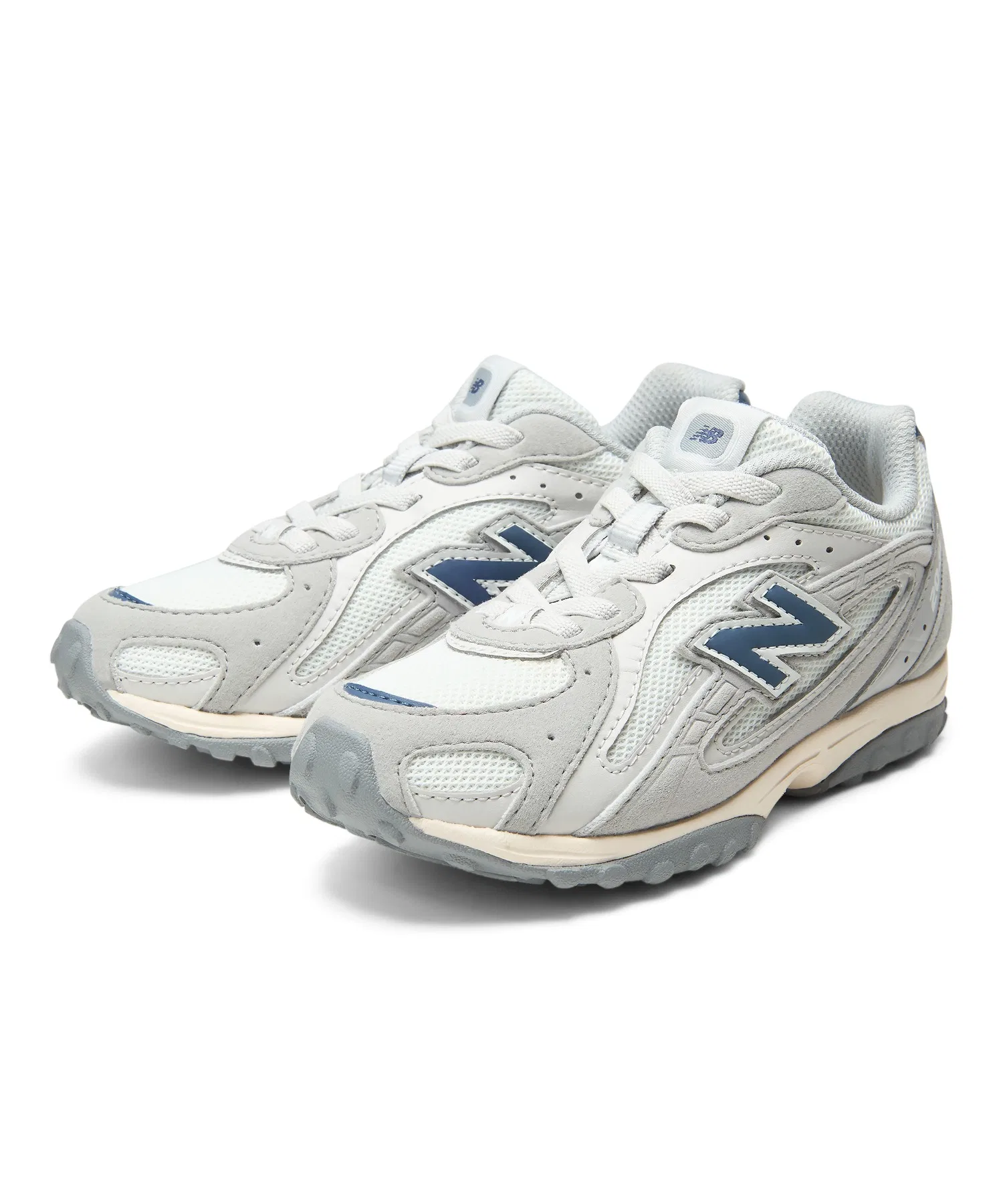 Детские кроссовки New Balance 204L серые — фото 3