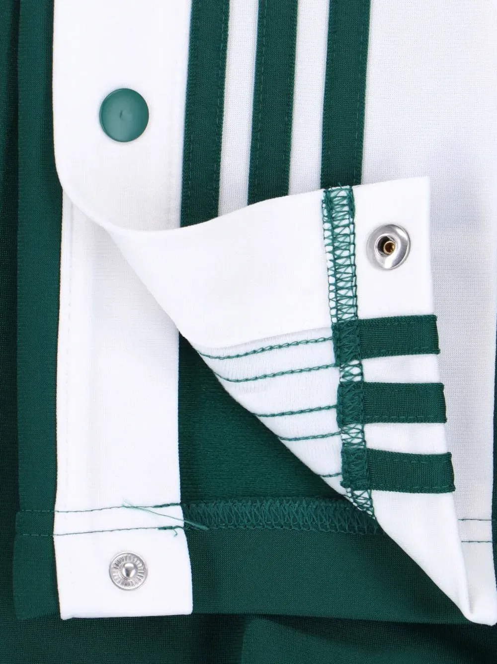Брюки с боковой полосой и застежкой на кнопки Adidas, зеленый — фото 4