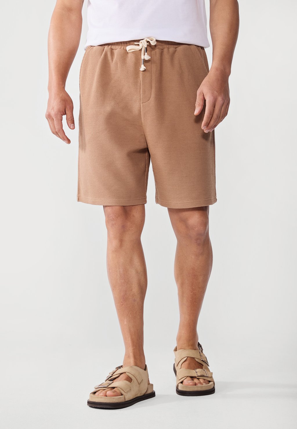 

Шорты Tracksuit bottoms Pier One by Zalando, бежевый