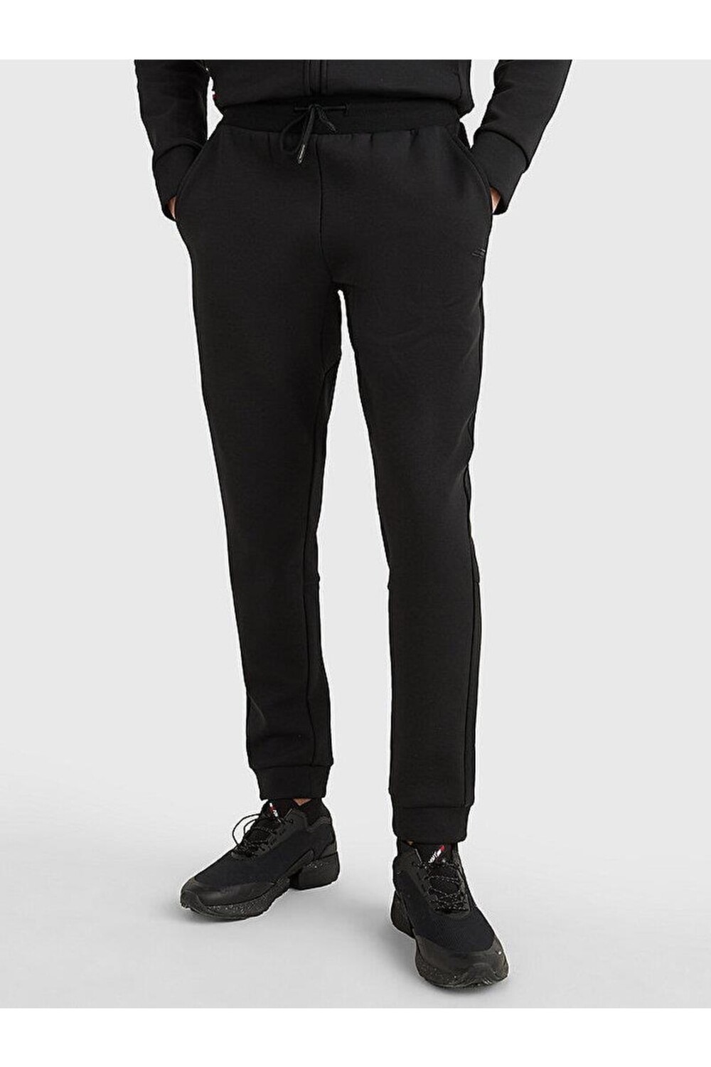 

Спортивный костюм Tommy Hilfiger