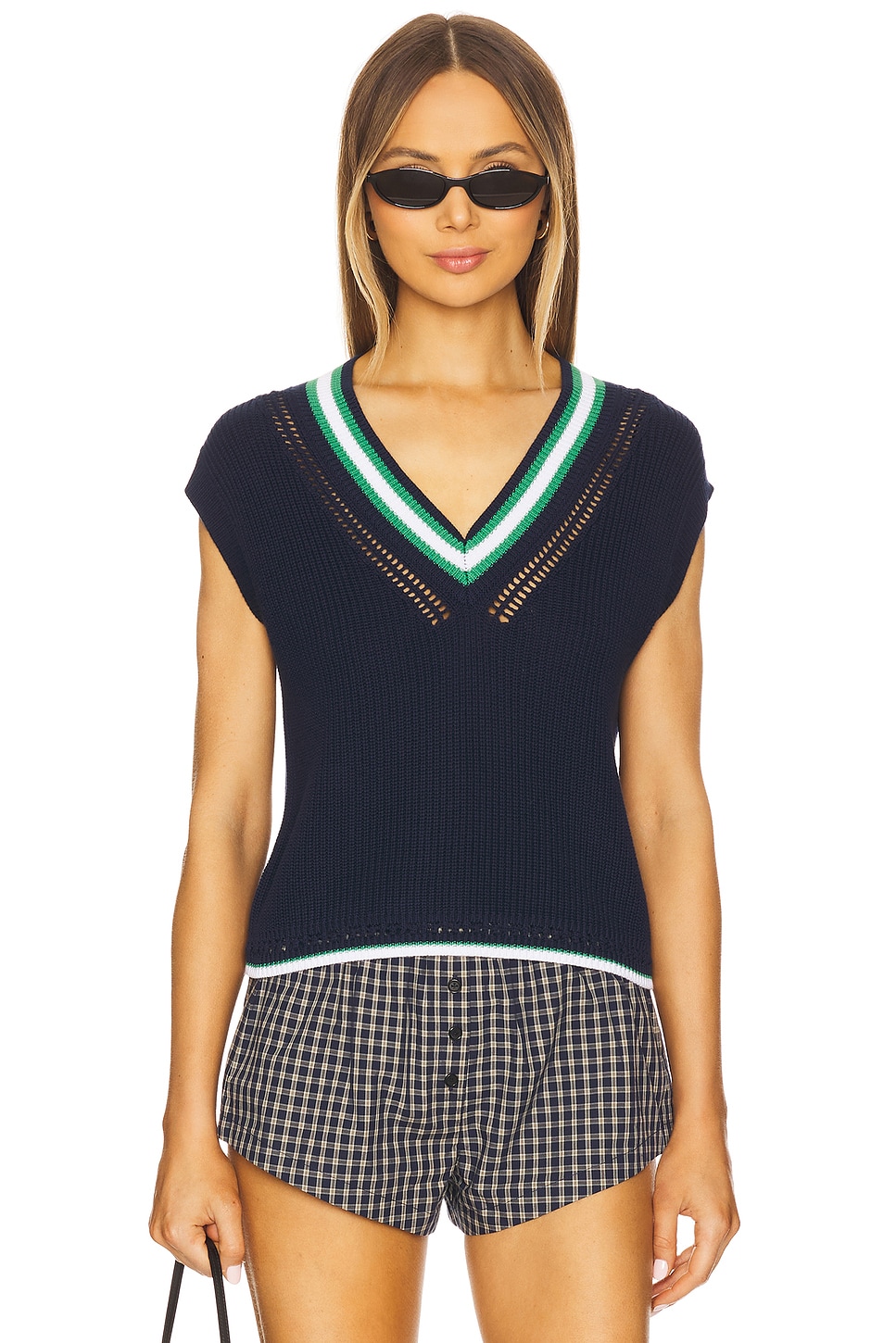 

Жилет Wendy varsity с вязкой крючком и V-образным вырезом 525, dark blue multi