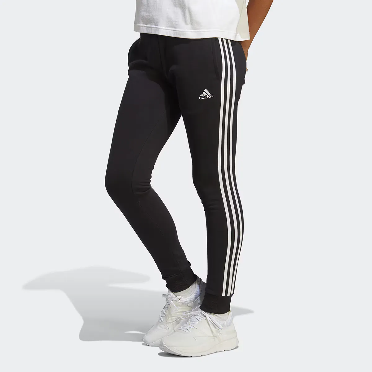 

Women's Essentials Французские махровые брюки Adidas с манжетами и манжетами в 3 полоски, черный/белый