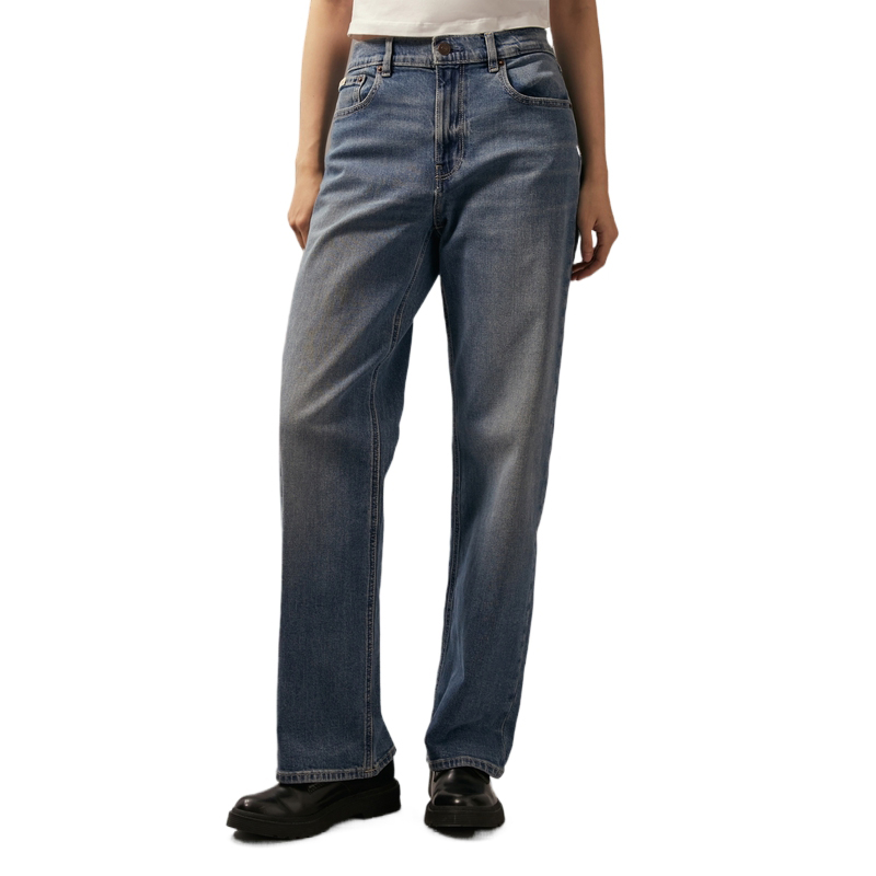CALVIN KLEIN Jeans Женские Джинсы Светло-голубые, 587-Denim Light Blue — фото 4