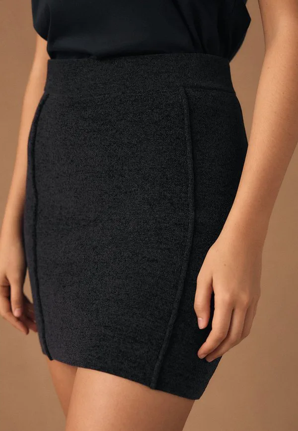 Мини-Юбка из синели стандартного кроя с декоративными швами. Next, Charcoal Grey