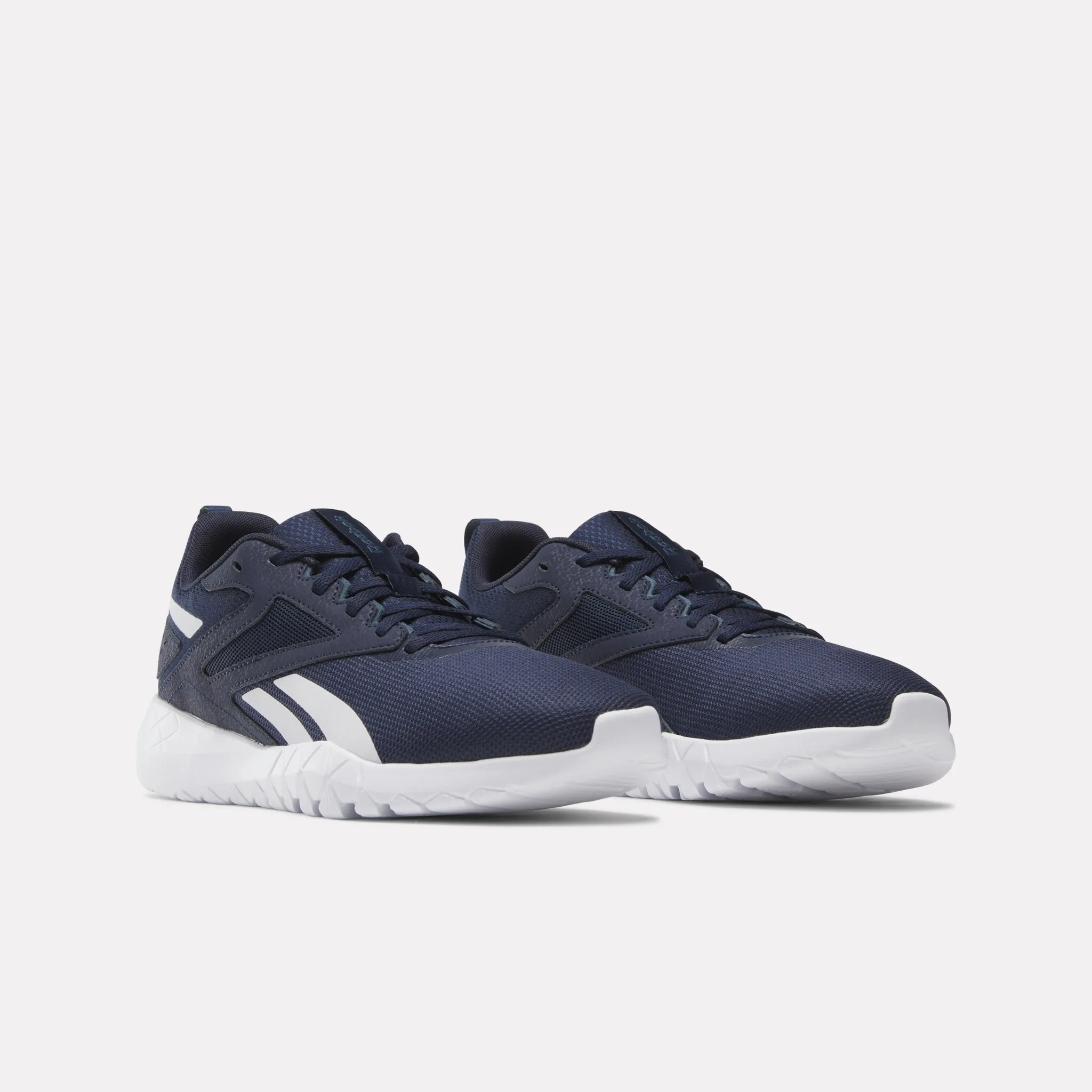 

Кроссовки Reebok "FLEXAGON ENERGY TR 4", черно-белый