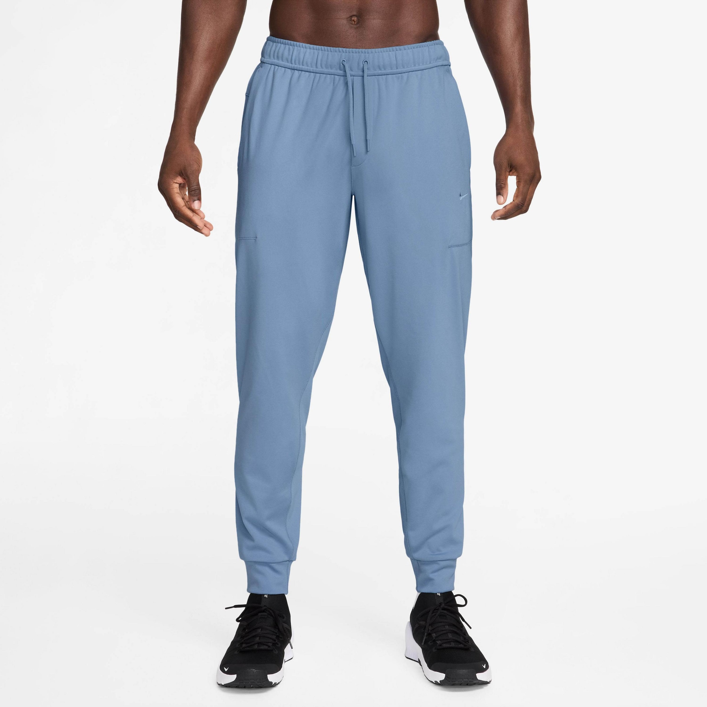 Nike Sportswear Брюки с зауженным низом в синем цвете — фото 3