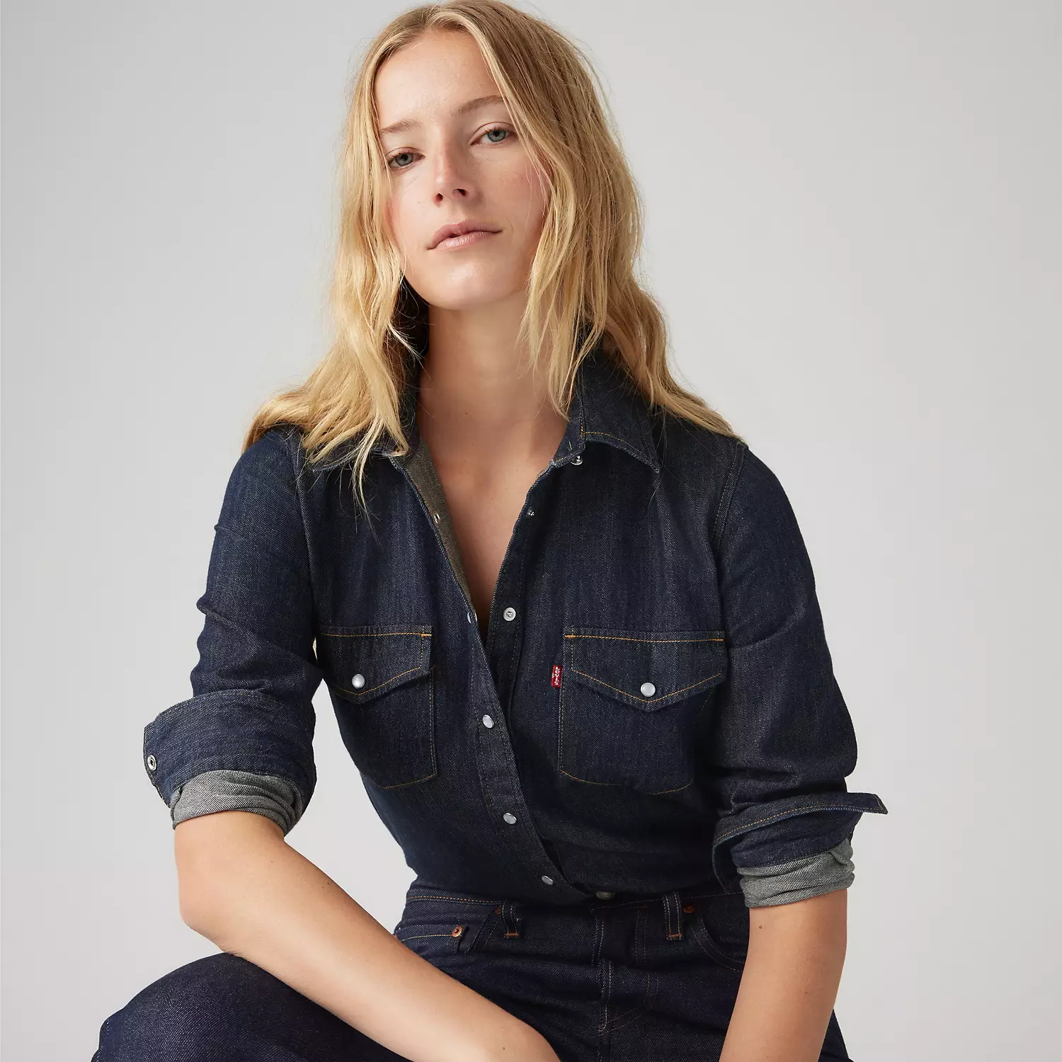 Легендарная рубашка Western Linen+Denim Levi's, цвет Today's News - Dark Wash — фото 4