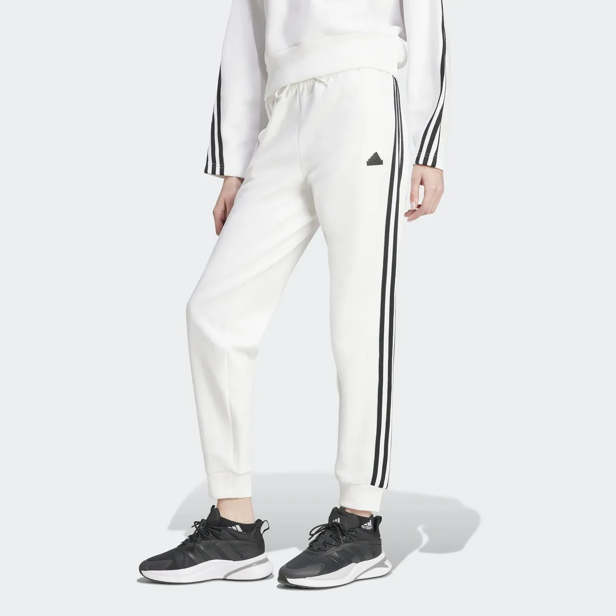 

Спортивные брюки Adidas Sportswear "W FI 3S REG PT" (1 шт.), белый