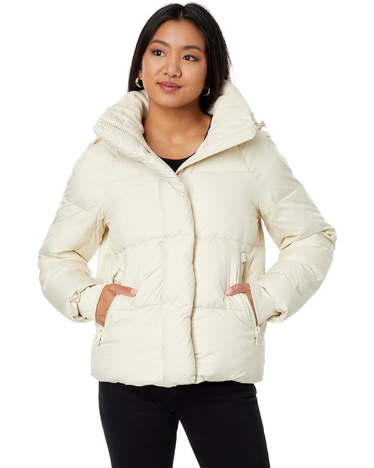 

Пуховик Levi's Quilted Hooded Bubble, цвет Almond