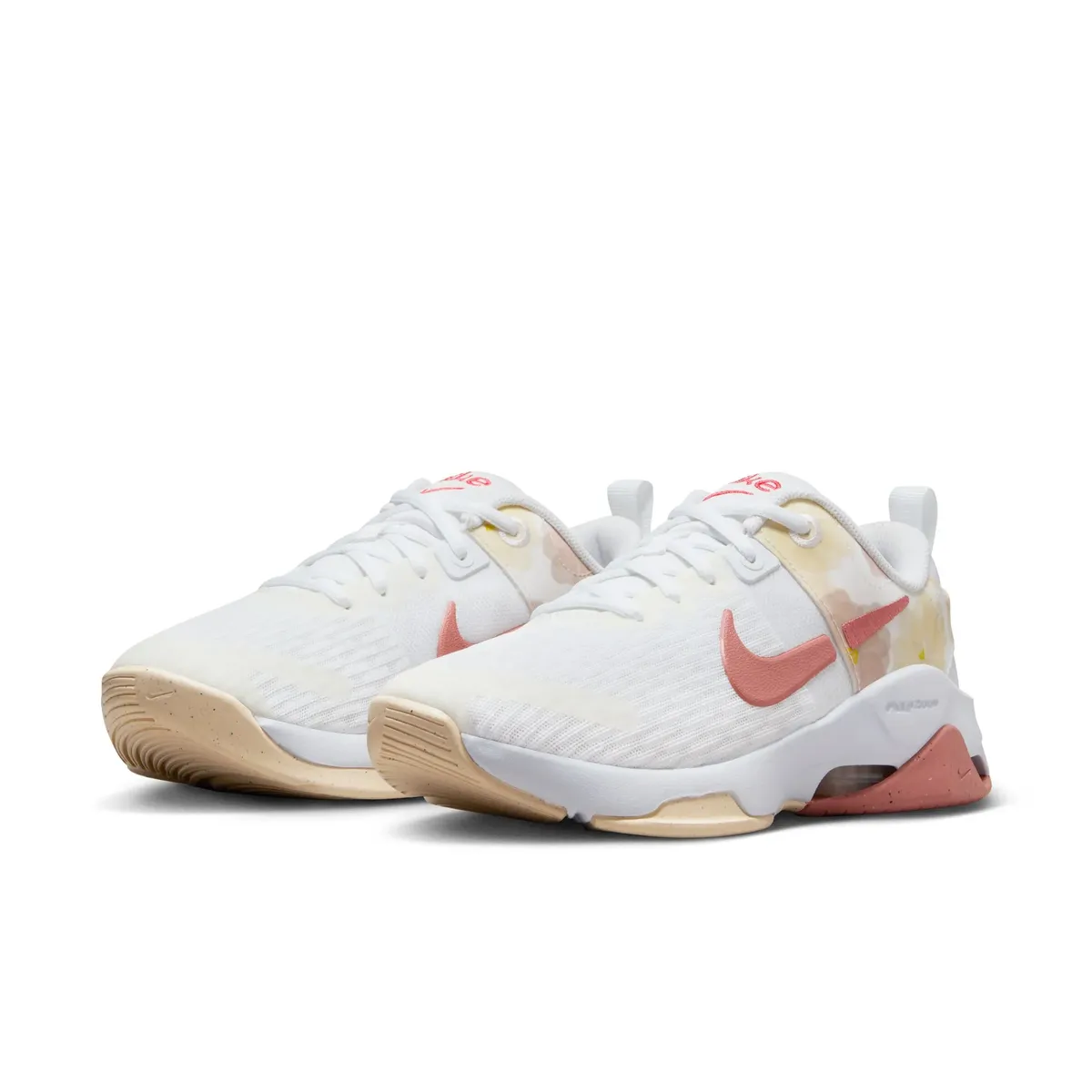 

Кроссовки для фитнеса Nike "Zoom Bella 6 PRM", красный