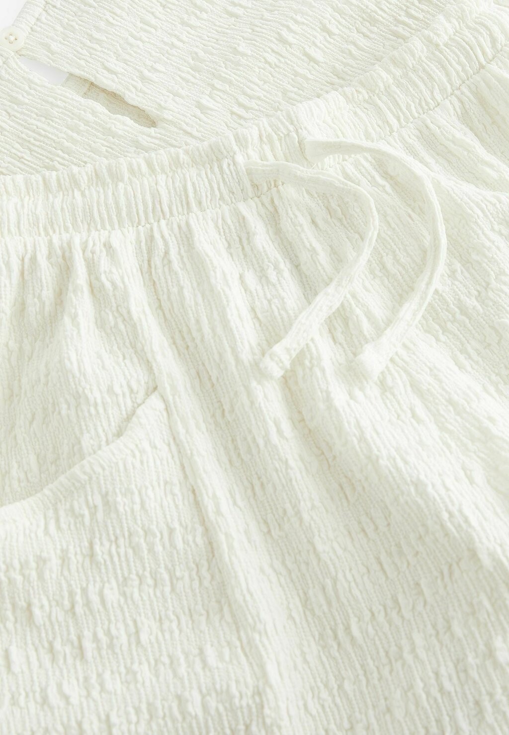 

REGULAR FIT Crinkle Set Next, Шорты бежевый