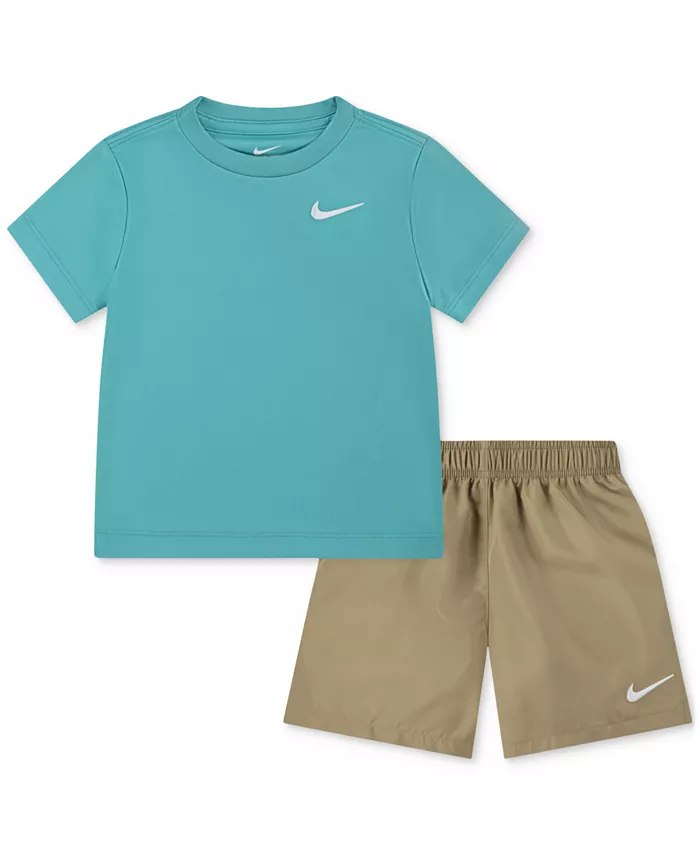 

Футболка и шорты для мальчиков Little Boys Dri-FIT, комплект из 2 предметов Nike, коричневый