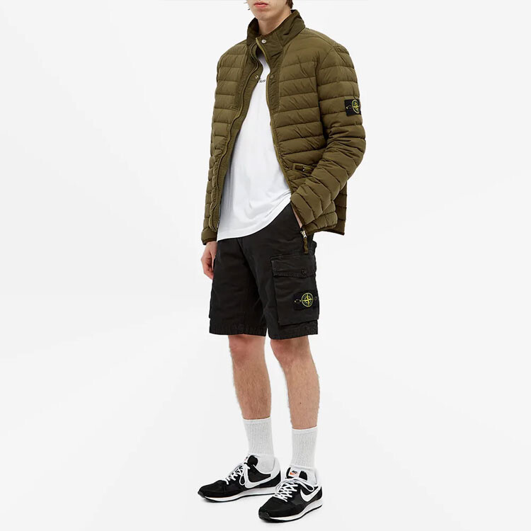 Шорты мужские Stone Island на пуговице, черный — фото 2