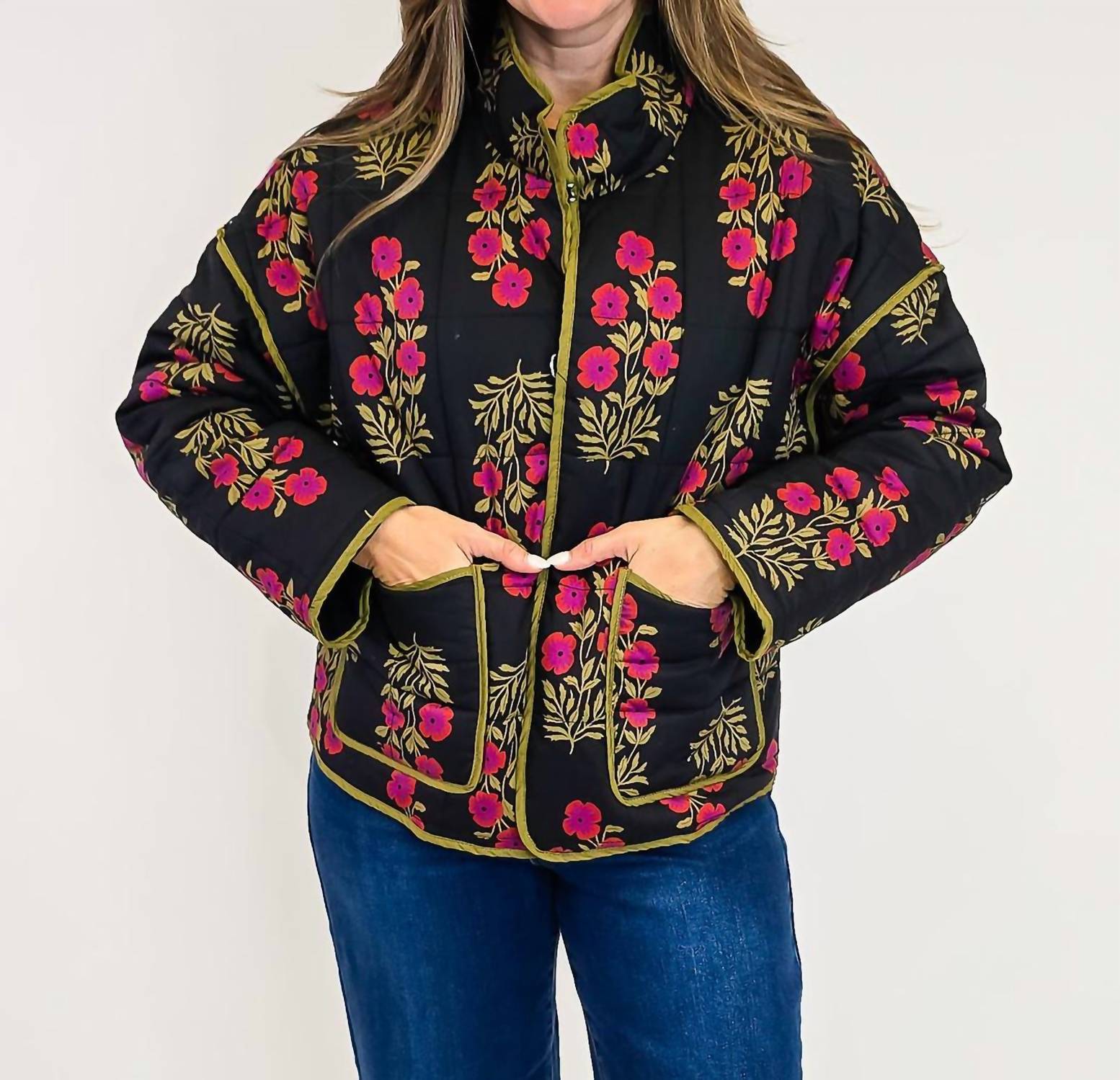 

Lemon & Crew Стеганая куртка с растительным принтом, черная