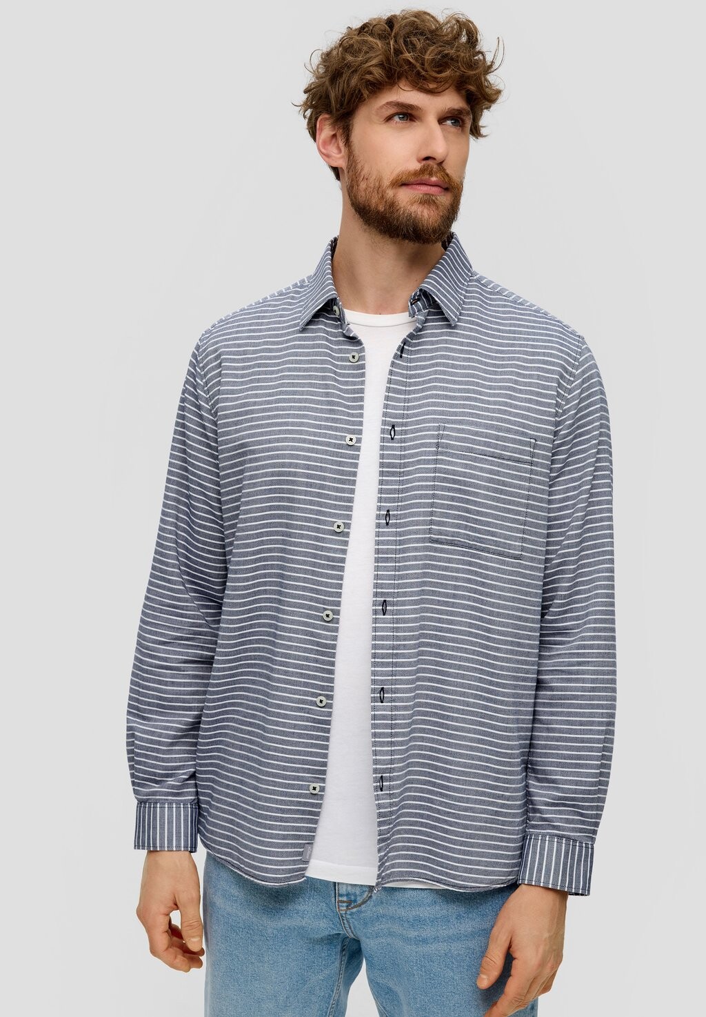 

Рубашка SEITLICHEM DETAIL s.Oliver, цвет tiefblau