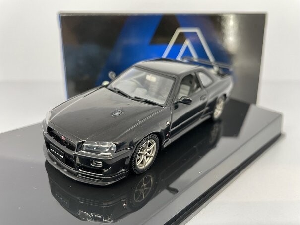 

Autoart Nissan Skyline R34 Gtr V-Spec Ii Черный 1:43 57334