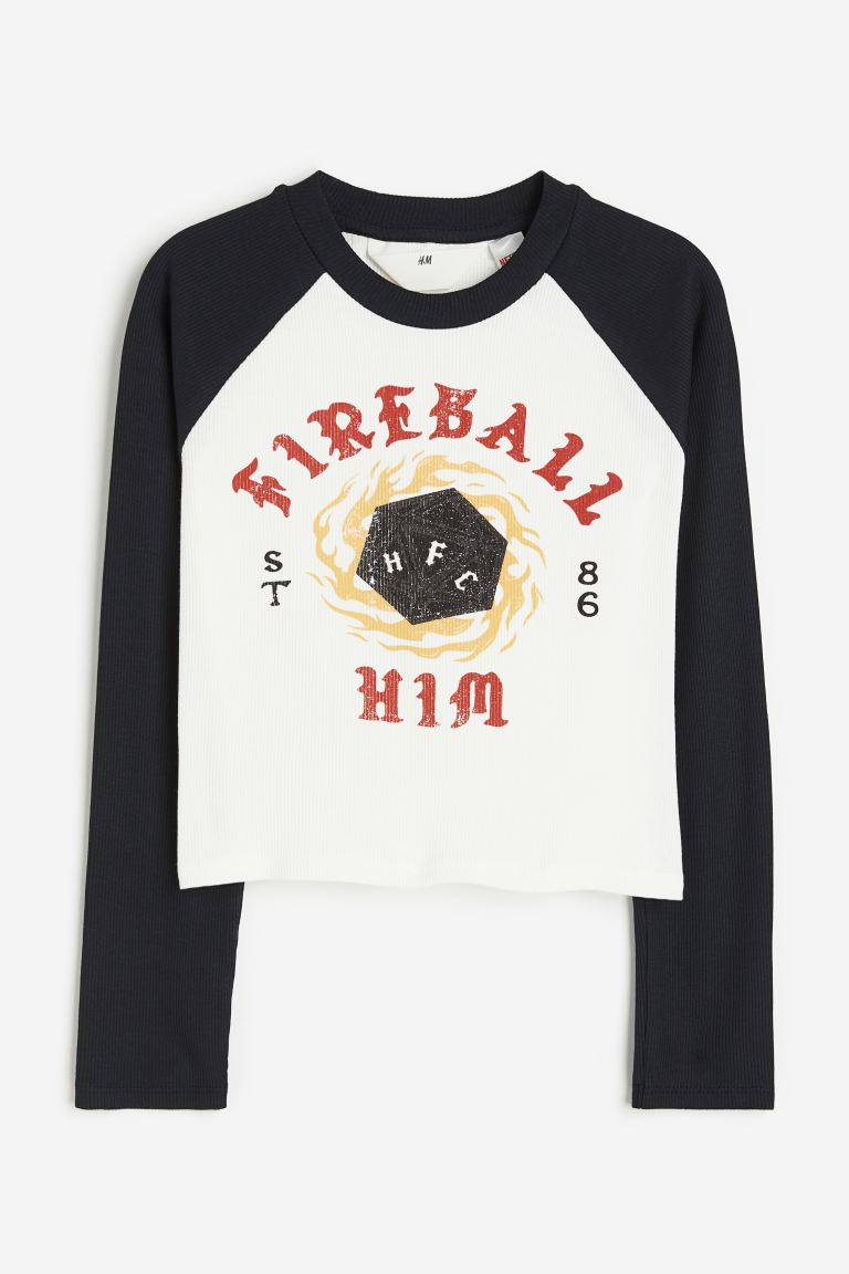 

Лонгслив H&M Stranger Things Printed Jersey, белый/черный