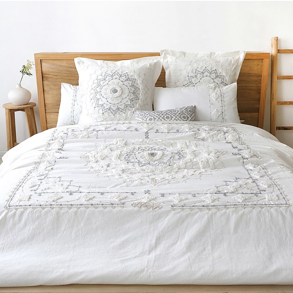 

Комплект одеял Arte Boema Harleson с медальоном Levtex Home, белый