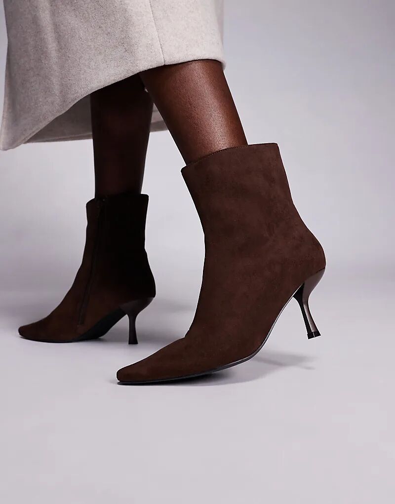Ботильоны Public Desire Wide Fit Beverly с острым носком и каблуком коричневого цвета — фото 2