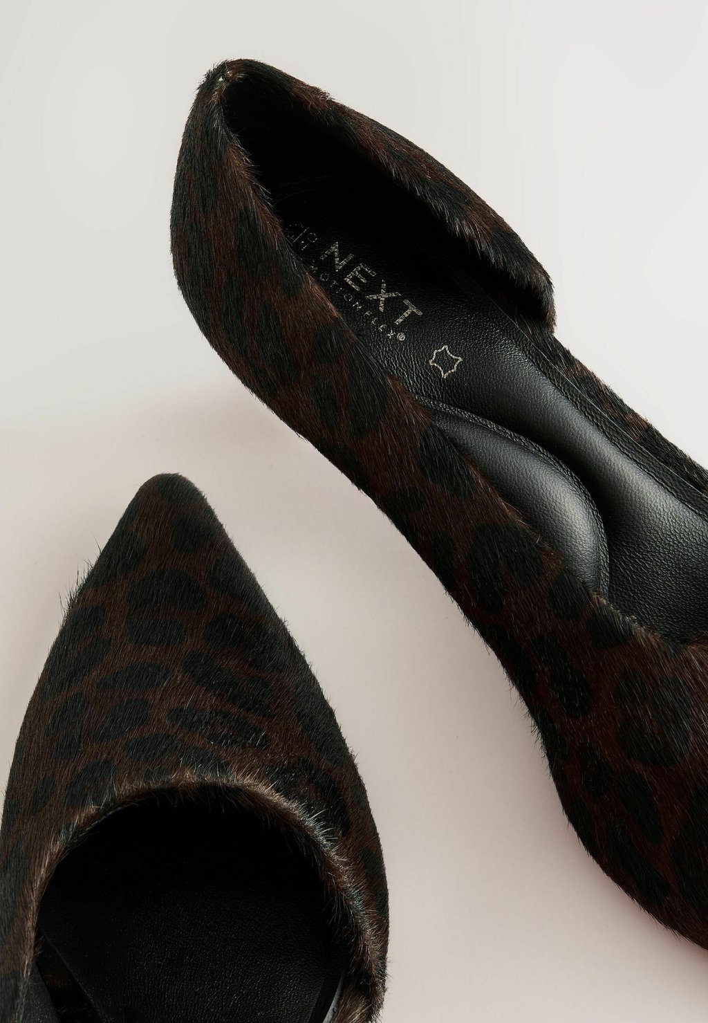 Туфли на каблуке REGULAR FIT - FOREVER COMFORT PREMIUM WITH MOTIOFLEX POINT TOE  Next, коричневый — фото 4