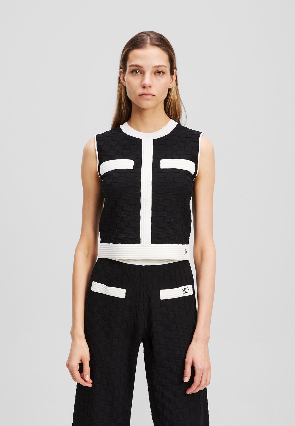 

Топ CONTRAST SLEEVELESS KARL LAGERFELD, черный