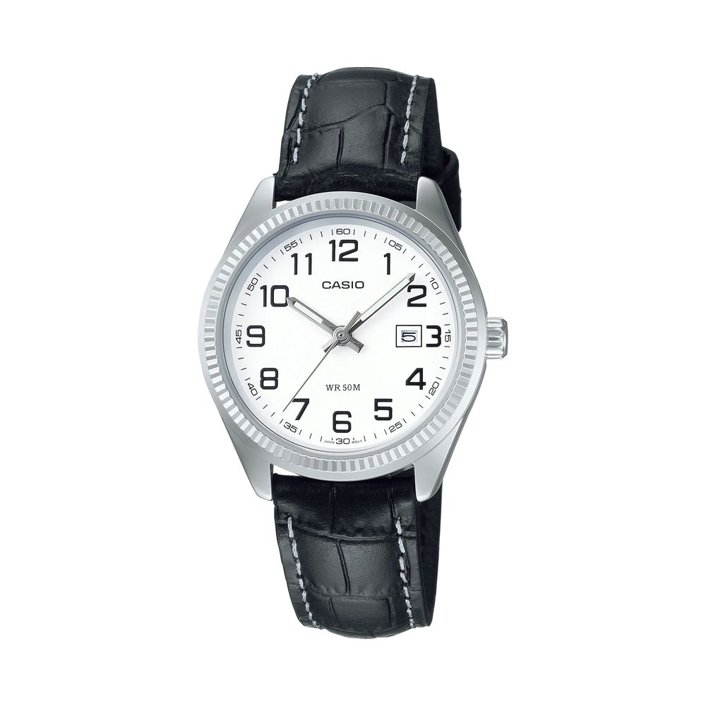 

Черные кожаные часы Casio