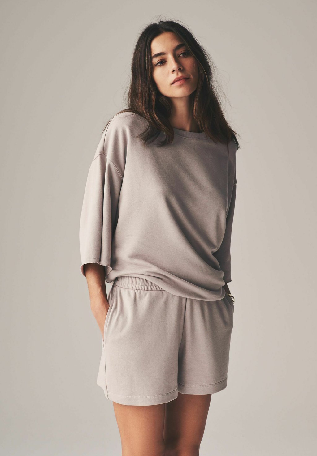 

Пижама SHORT SLEEVED LOOPBACK AND JOGGER SET - Pyjama set THE SET, серо-коричневый