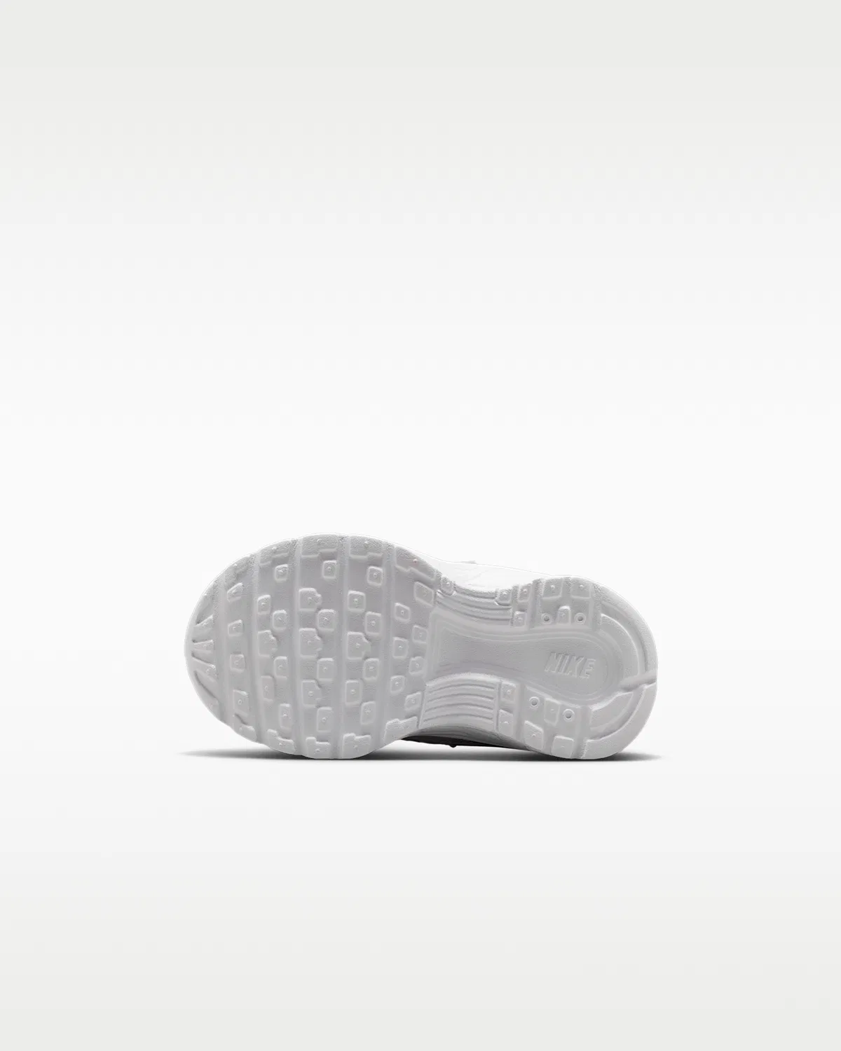 Детские кроссовки Nike P-6000, Platinum Tint/White/Metallic Silver/Platinum Tint — фото 2