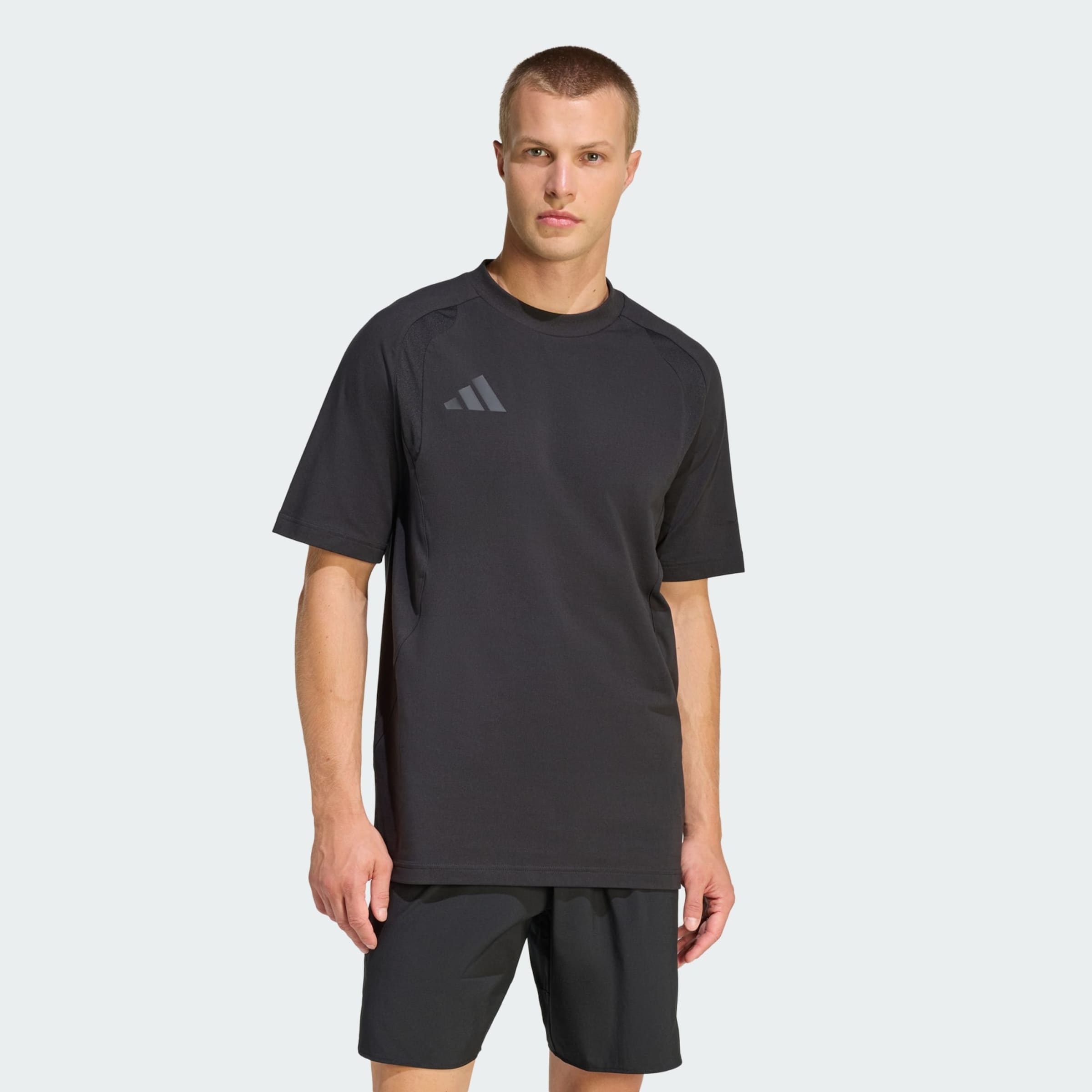 Adidas Performance Футболка для тренировок 'Tiro Travel' в черном цвете — фото 2