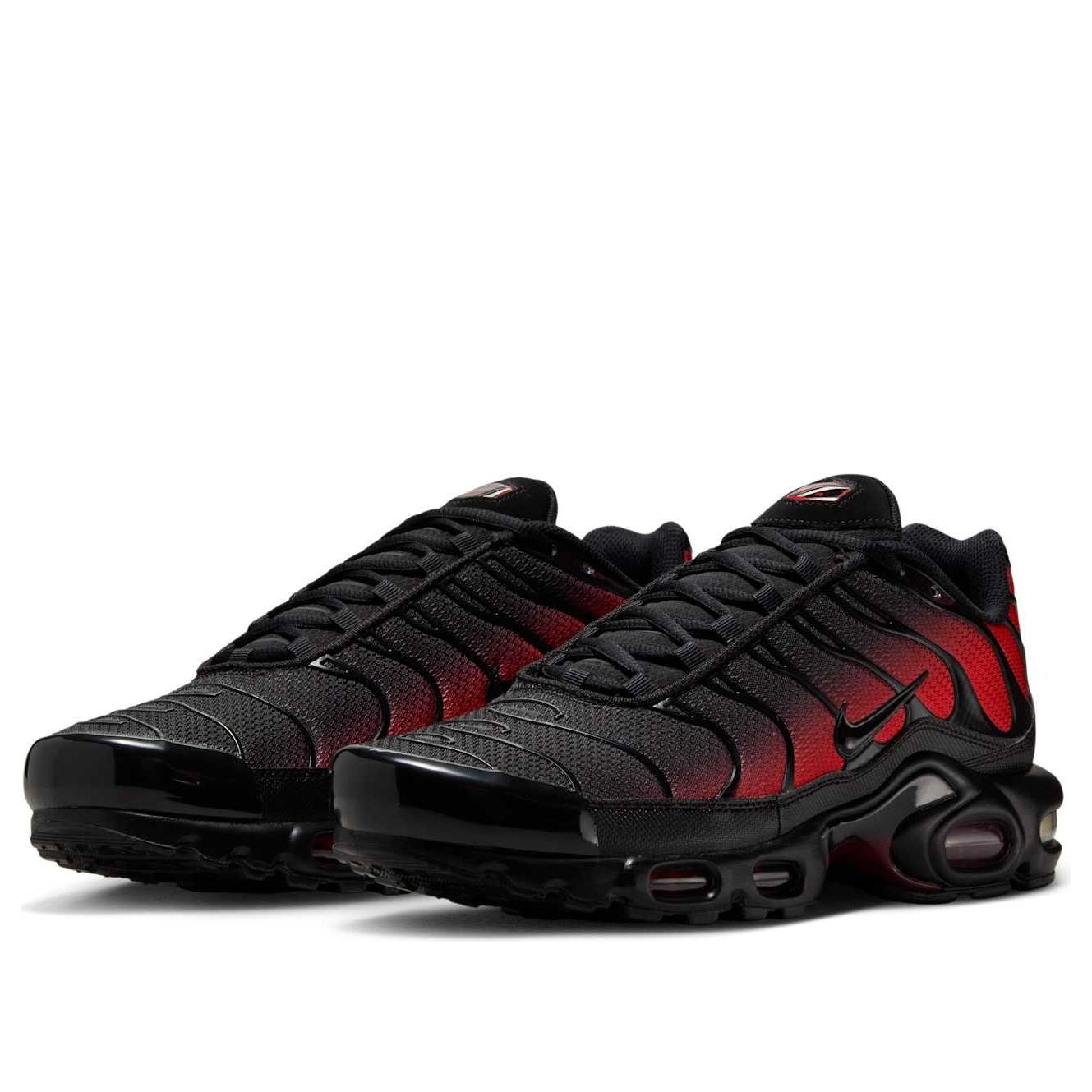 Кроссовки Nike Air Max Plus 'Black Noble Red' — фото 4