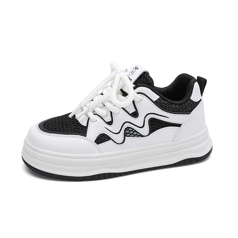 

Детская обувь для детей от 3 до 7 лет BOBDOG, белый/черный