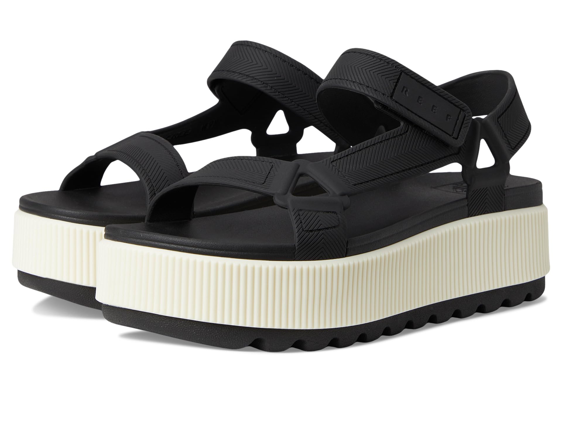 Сандалии Reef Water Rem Higher, цвет Black Vintage