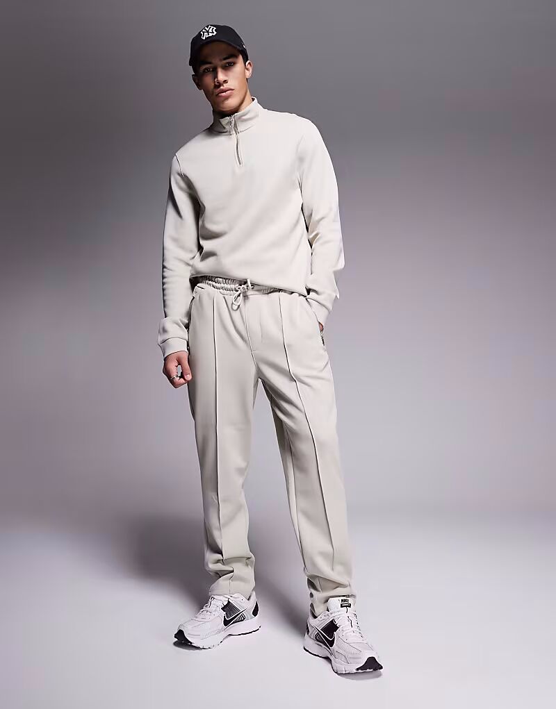 

Спортивные брюки River Island в светло-сером цвете