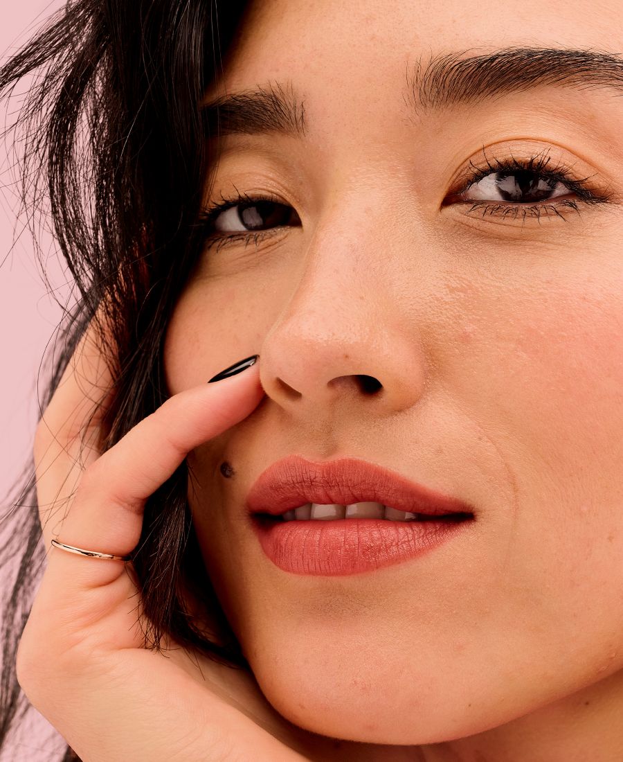 Увлажняющий матовый тинт для губ Plushtint Benefit Cosmetics, цвет frech toast — фото 4