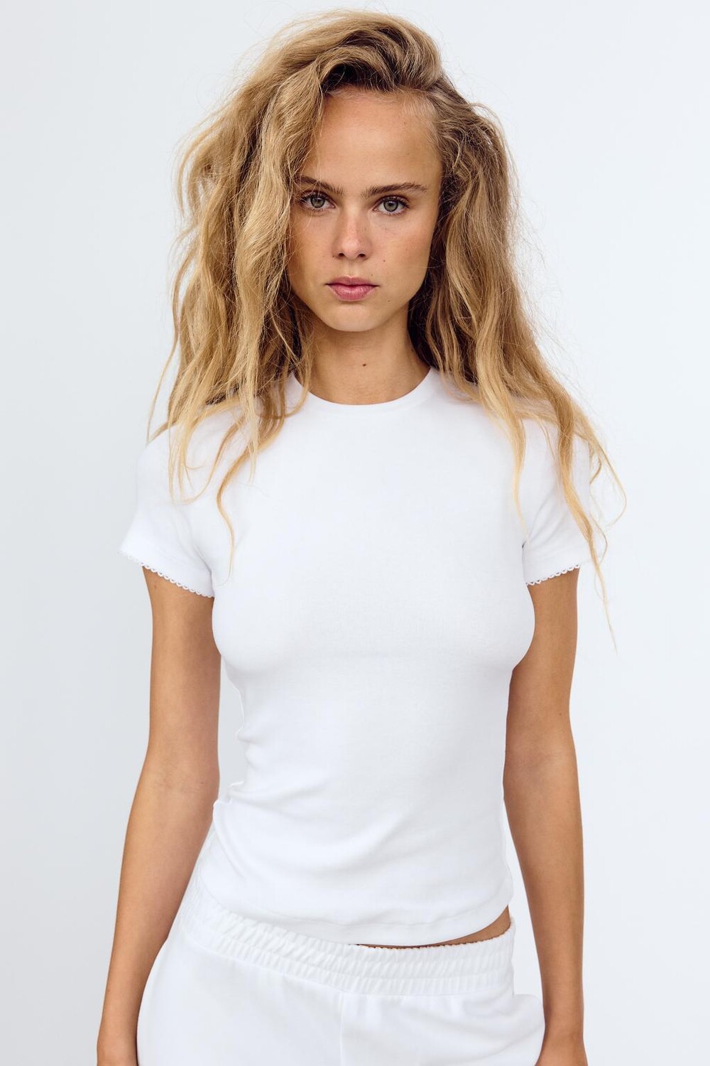 

Футболка ZARA, белый